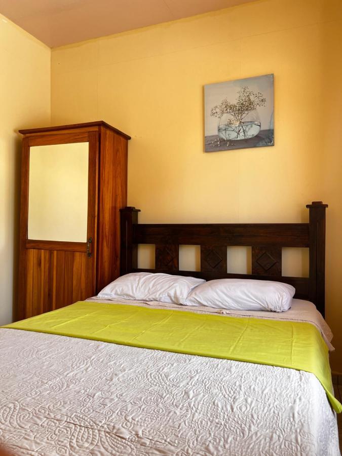 Family Hotel Puerto Viejo de Talamanca Eksteriør billede
