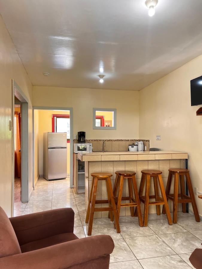 Family Hotel Puerto Viejo de Talamanca Eksteriør billede